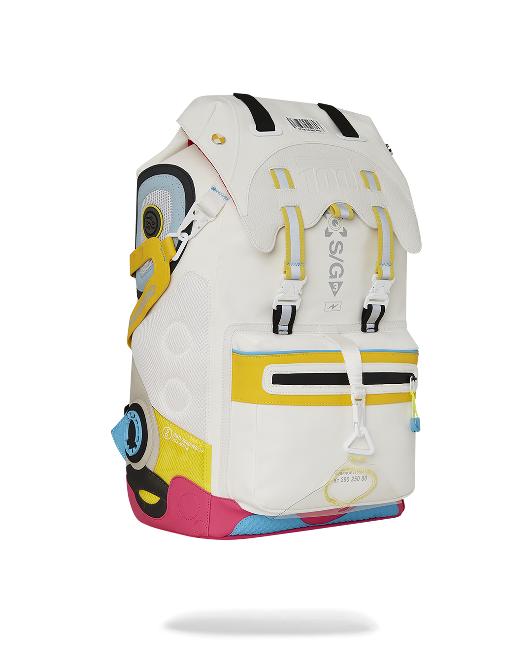 Backpack attached to luggage for seamless travel convenience