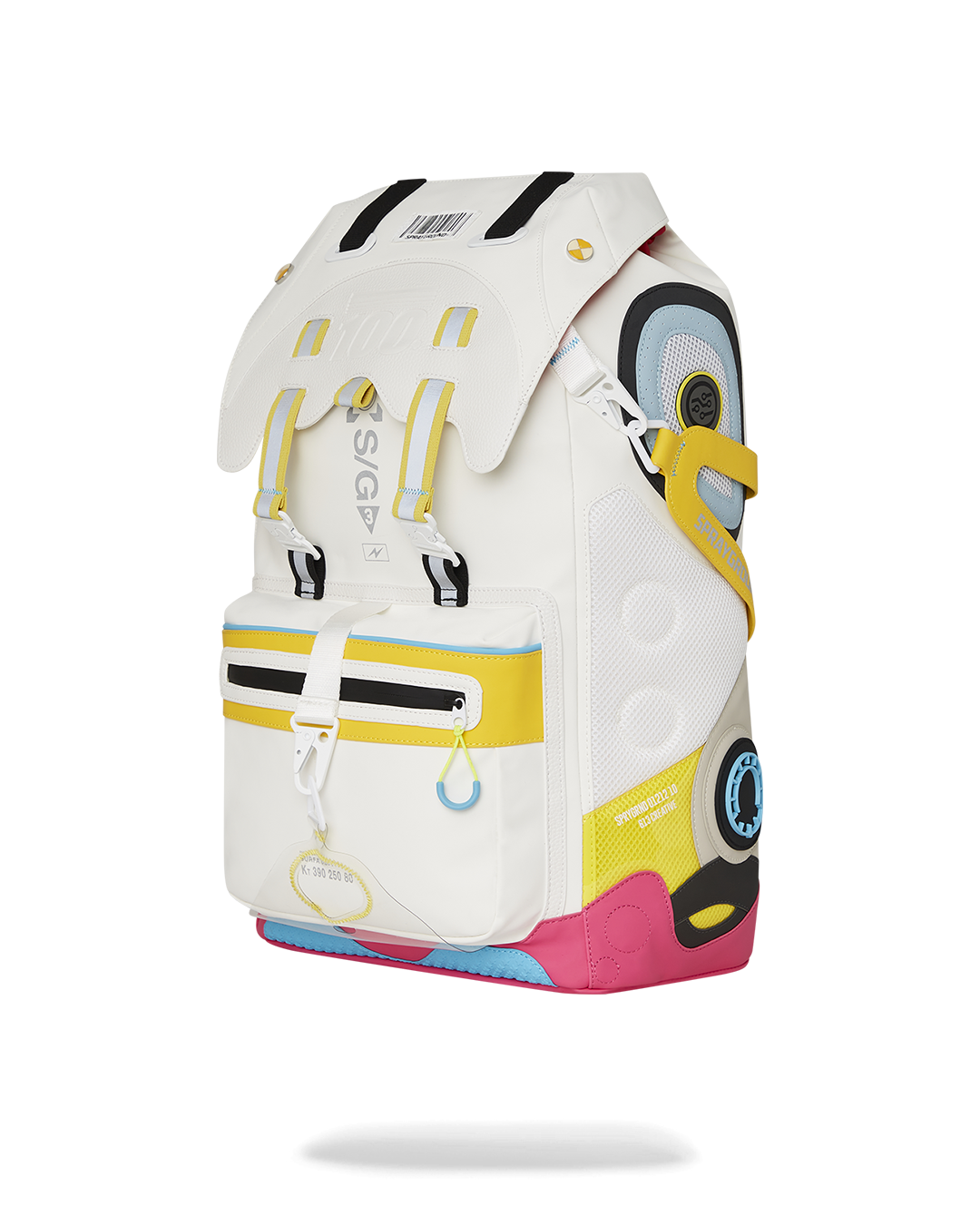 Front view of the durable travel backpack with magnetic snap closures