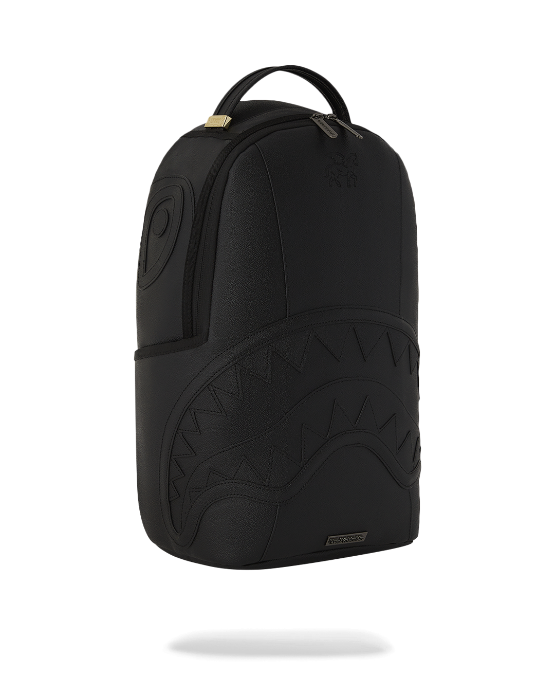 Detail of ergonomic mesh back padding and adjustable straps of the backpack.
