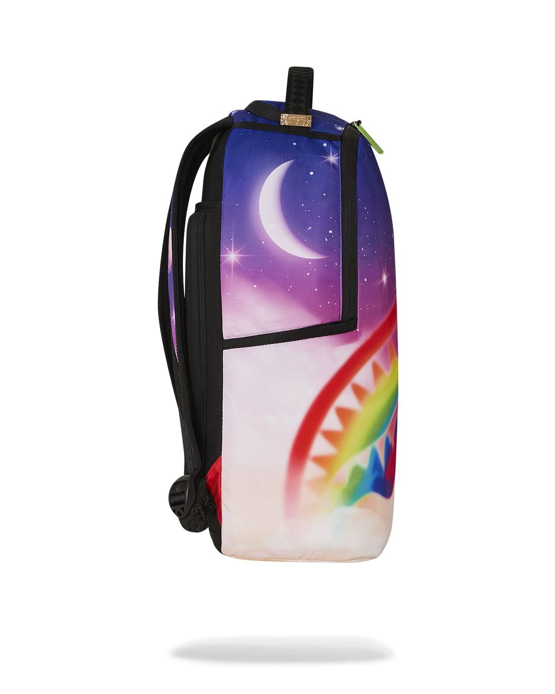 Ergonomic mesh back padding of the Peak Design Backpack