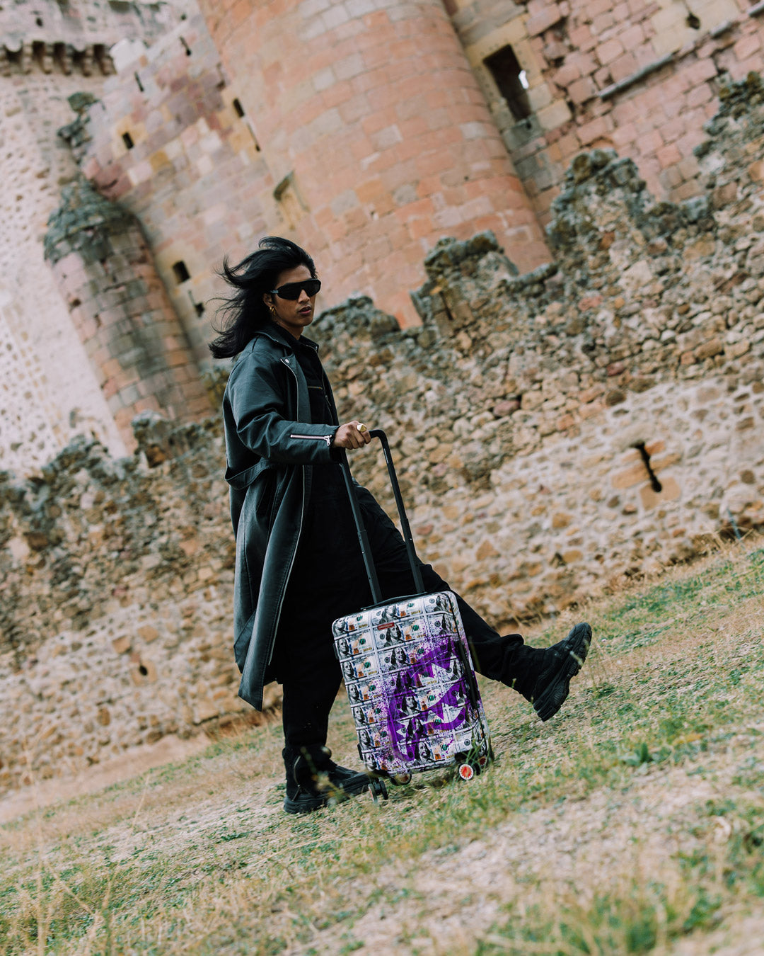The luggages 100% Polycarbonate shell provides superior protection for your travel goods.
