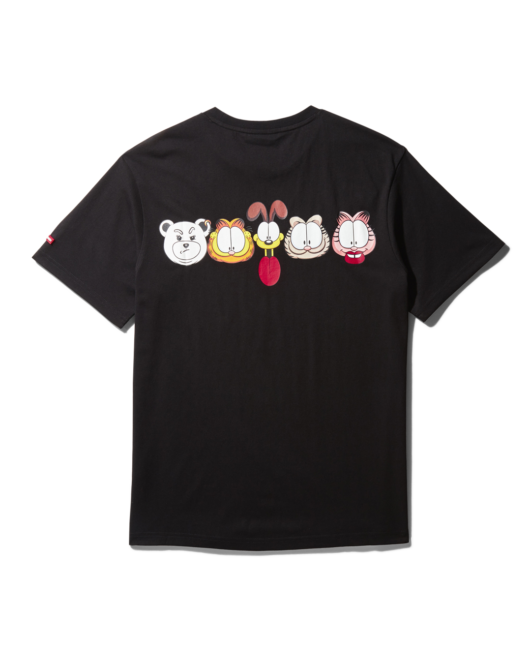 Model wearing black Garfield funny t-shirt with jeans