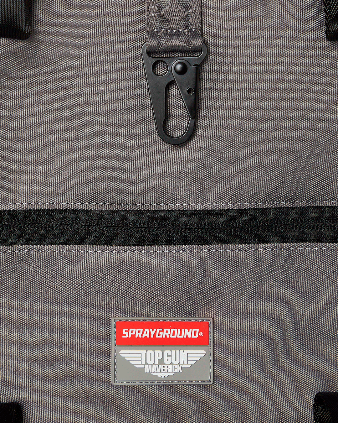 Interior pocket layout of the tote bag, ideal for organizing daily essentials