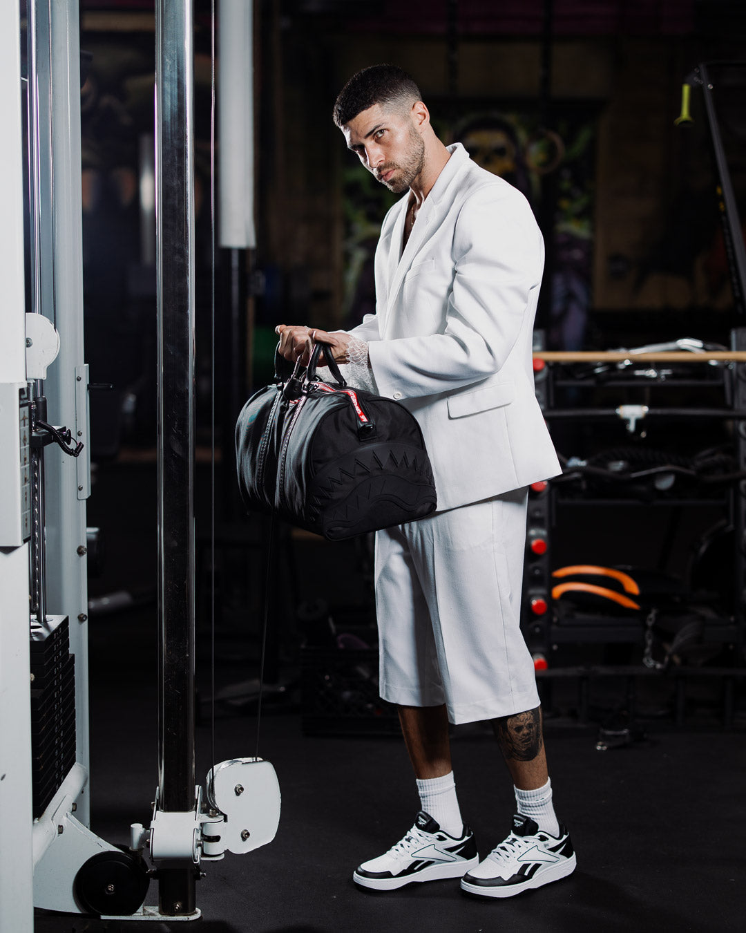 Durable ballistic polyester fabric of the travel bag.