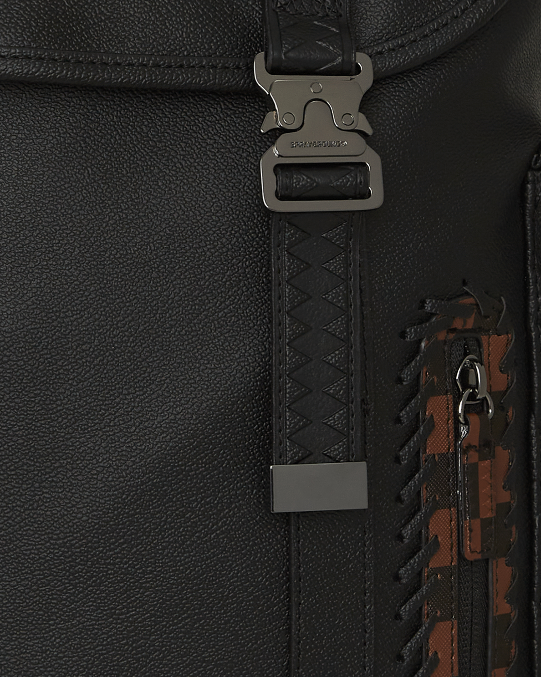 Interior view with velour laptop compartment and organizer mesh