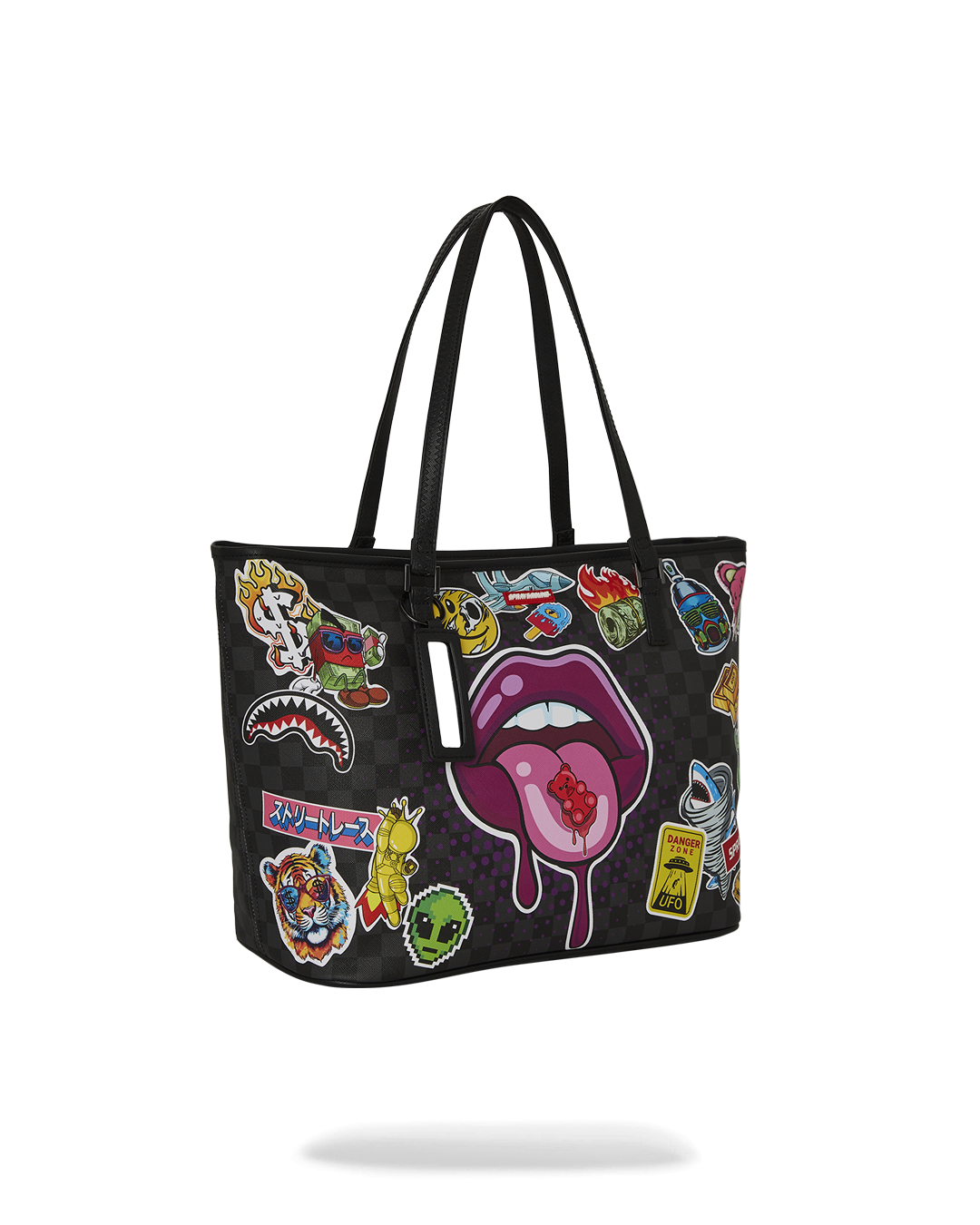 The bags interior, featuring a large organizer pocket for keeping essentials in order.
