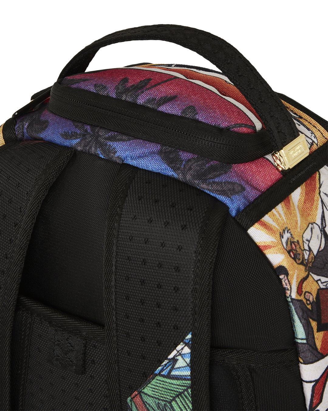 Back sleeve detail for luggage attachment, perfect for airport travel