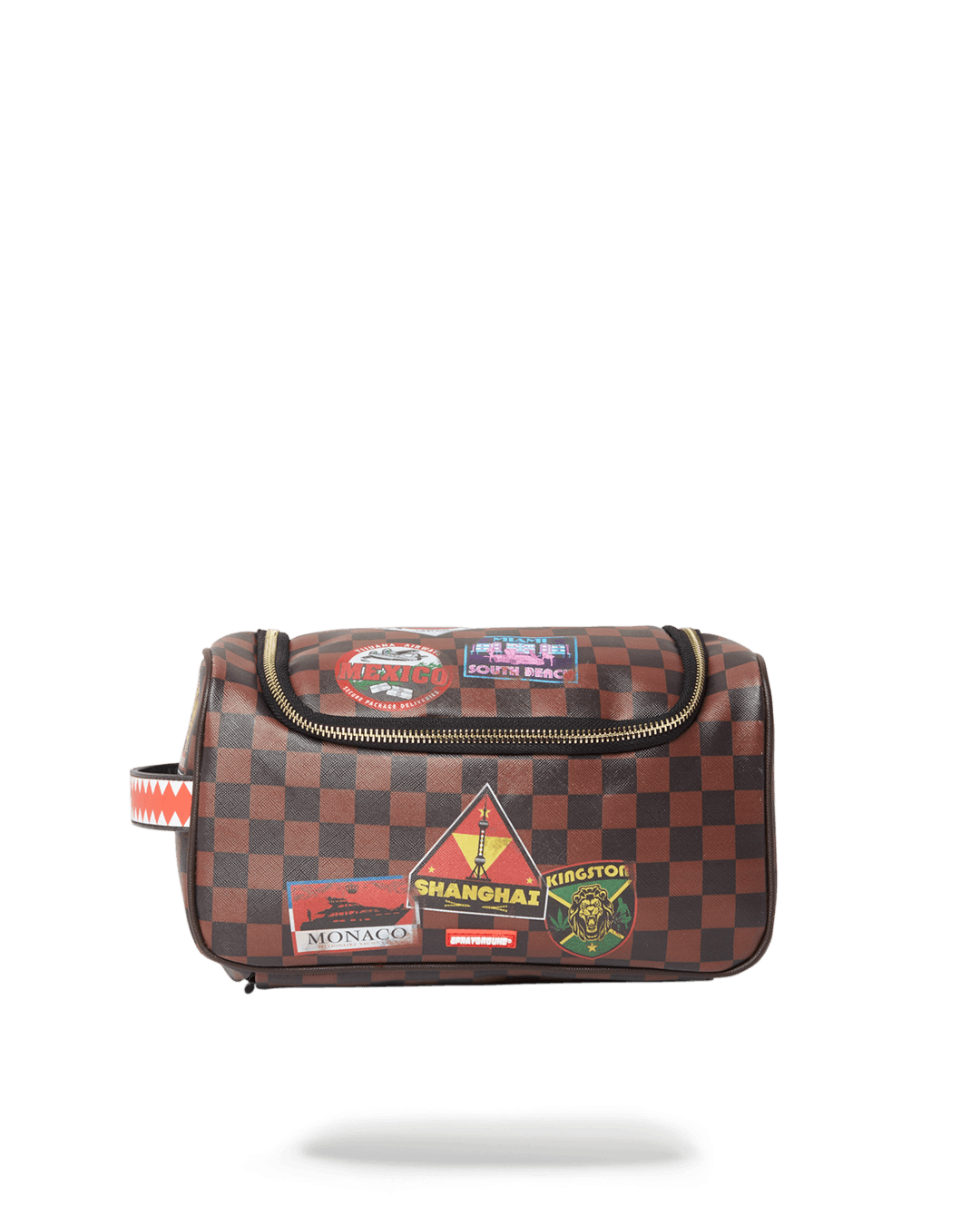 Close-up of the vegan leather toiletry bag's durable exterior and zipper details