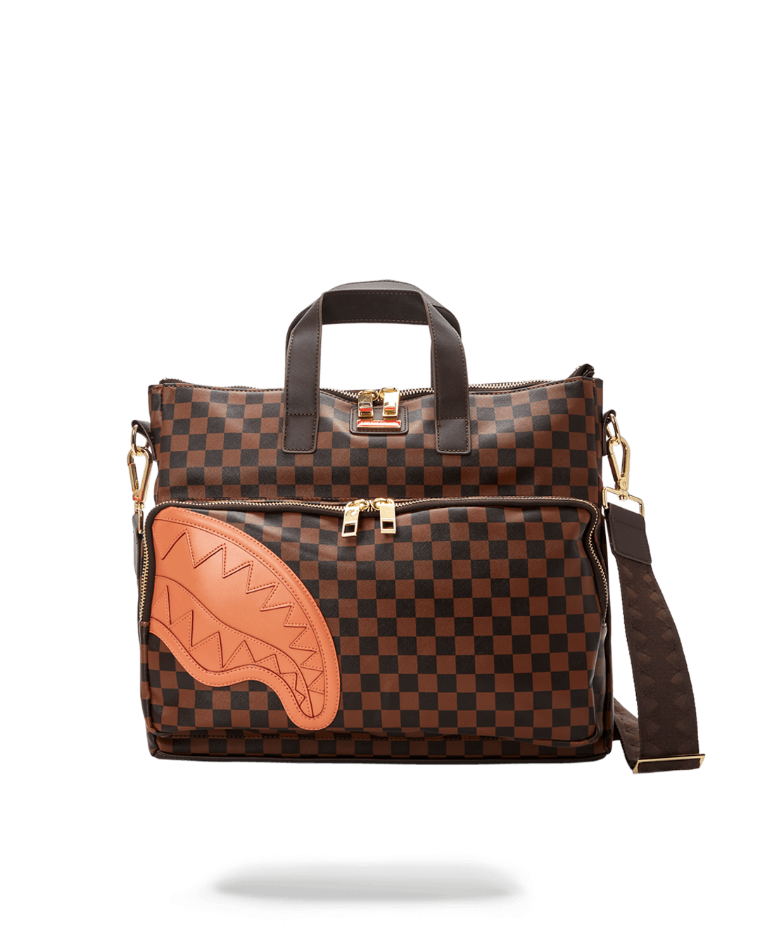 Close-up of the HENNY travel case showing water-resistant vegan leather exterior and metal zippers