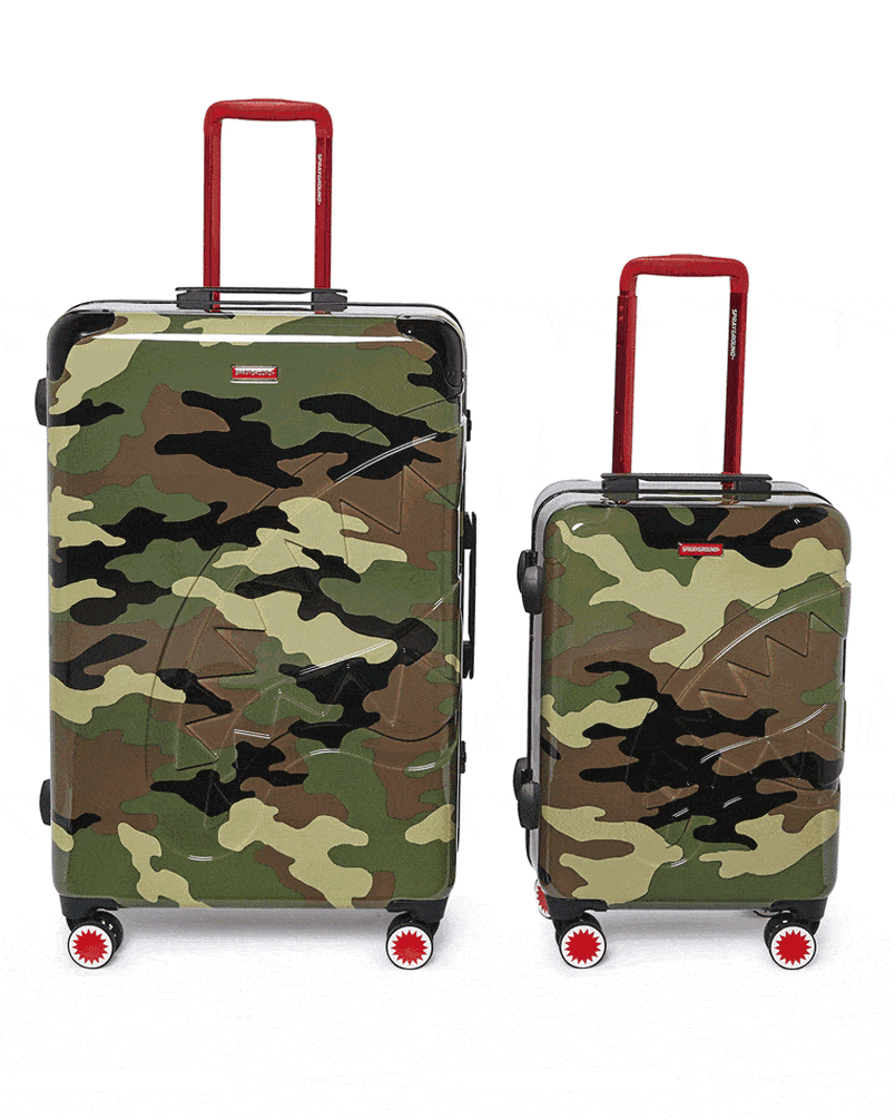 Front view of Jungle Paris 2-piece luggage set with spinner wheels
